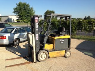 2000 Yale 5000 Lb 48 Volt Electric Fork Lift 189in.  Fork Height Side Shift photo