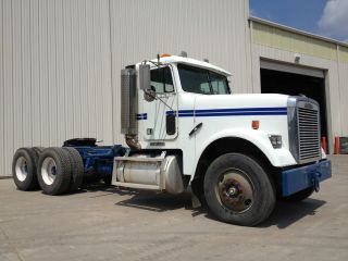 1995 Freightliner Fld120sd Classic photo