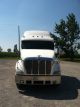 2005 Peterbilt 387 Sleeper Semi Trucks photo 3