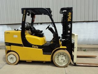 2009 Yale Glc155,  Very Forklift With 15,  500 Lbs.  Capacity photo