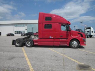 2007 Volvo 780 photo