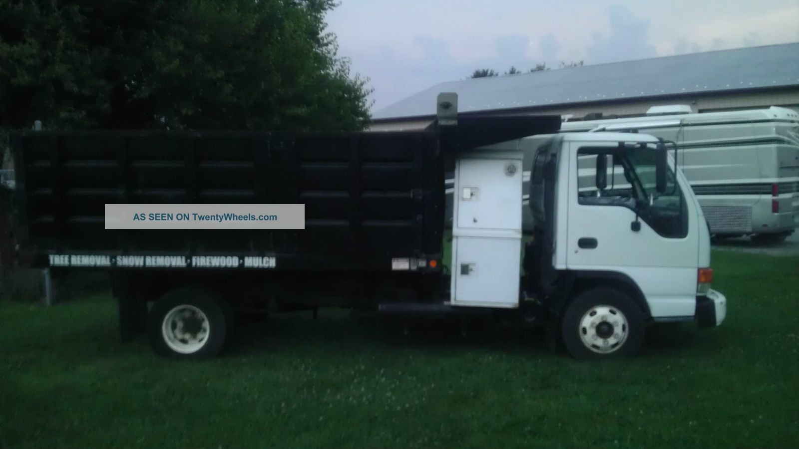 1999 Isuzu Npr Box Trucks / Cube Vans photo
