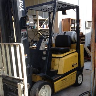 Yale 5000 Lb Forklift photo