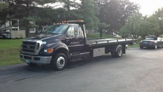 2008 Ford 650 photo