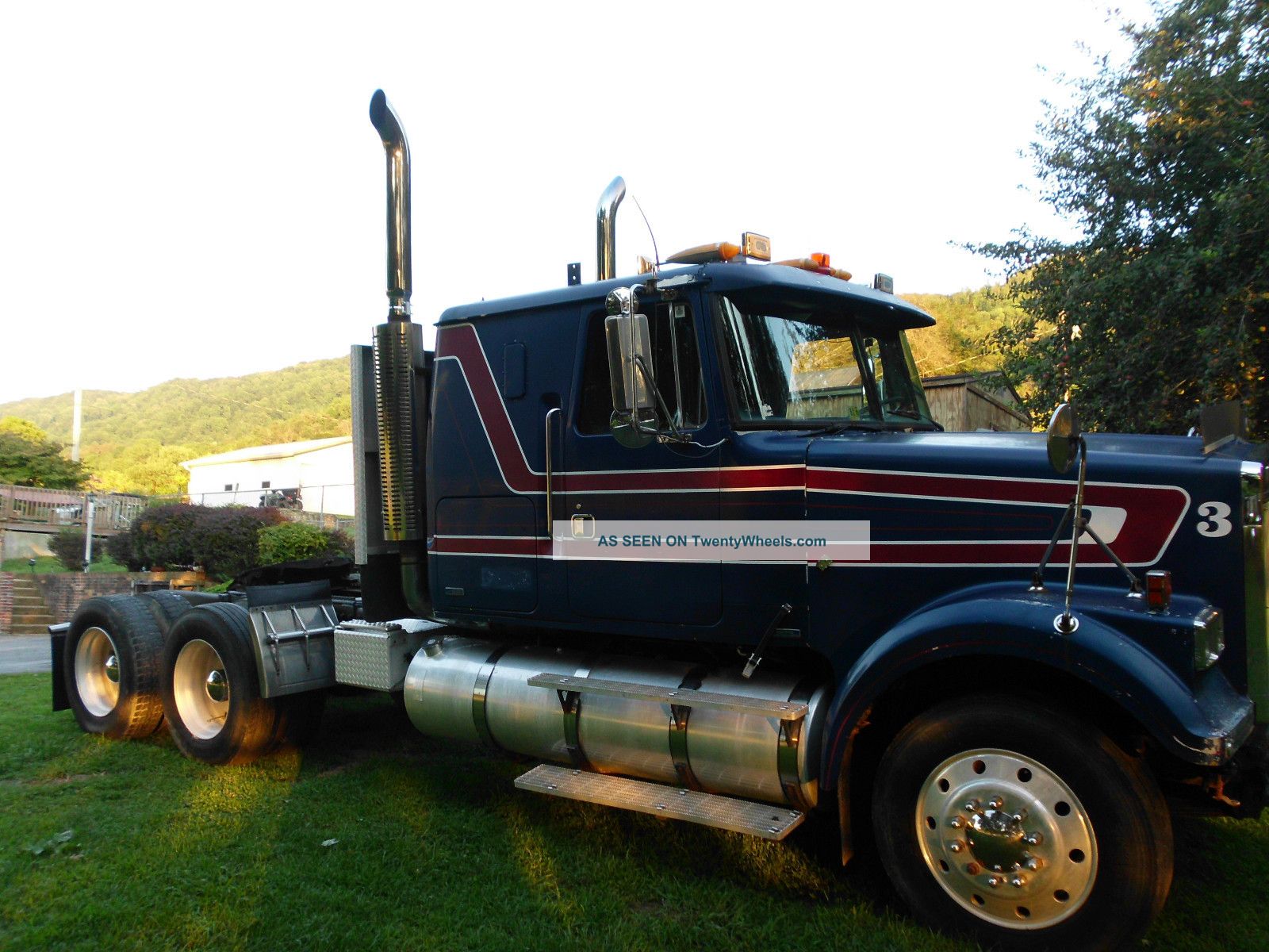 1985 Volvo Victory Edition Sleeper Semi Trucks photo