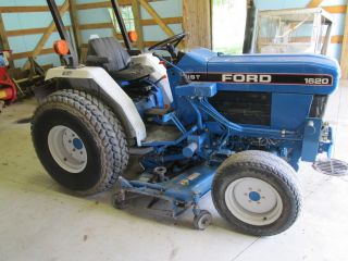 Ford 1620 Tractor Hst 4wd photo