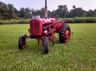 Vintage Farmall A International Gas Engine Farm Tractor photo