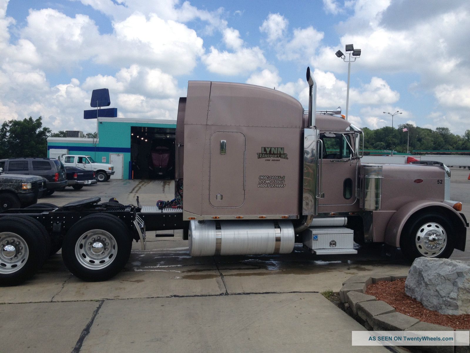 2004 Peterbilt 379 Exhd 70 