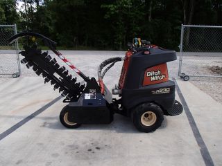 2008 Ditch Witch R230 Zahn Stand - On Trencher Construction Heavy Equipment photo