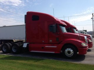 2007 Freightliner Columbia photo