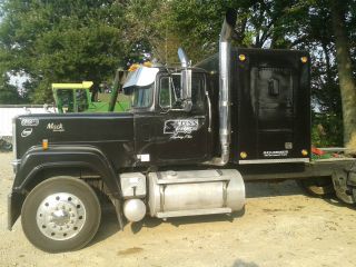 1989 Mack Rw6 photo