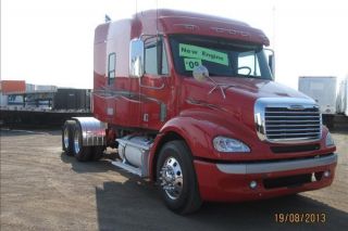 2009 Freightliner Fld11264st photo