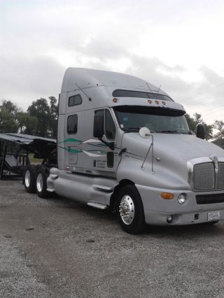 1998 Kenworth T 2000 photo