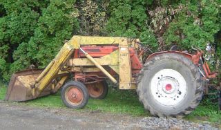 Allis Chalmers D12 Tractor 32hp Gas With Front Loader Bucket photo