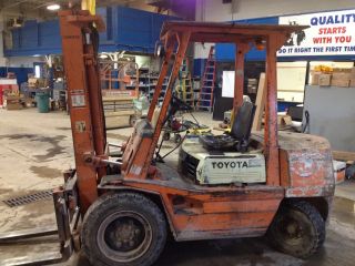 1984 Toyota Fg30 Forklift Gas Powered photo