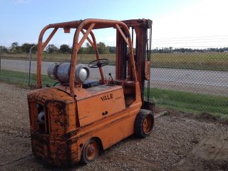 1967 Yale Lp Forklift Engine Is Inoperable. photo