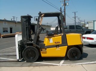 10,  000 Lb.  Yale Yl - 17 Forklift photo