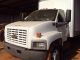2006 Chevrolet Box Trucks / Cube Vans photo 2