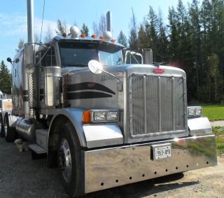 2000 Peterbilt 378 photo