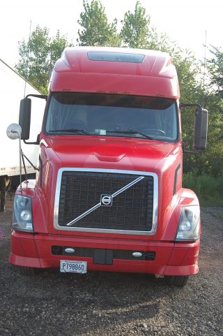 2007 Volvo Vnl photo