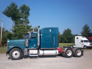 1997 Freightliner Fld photo