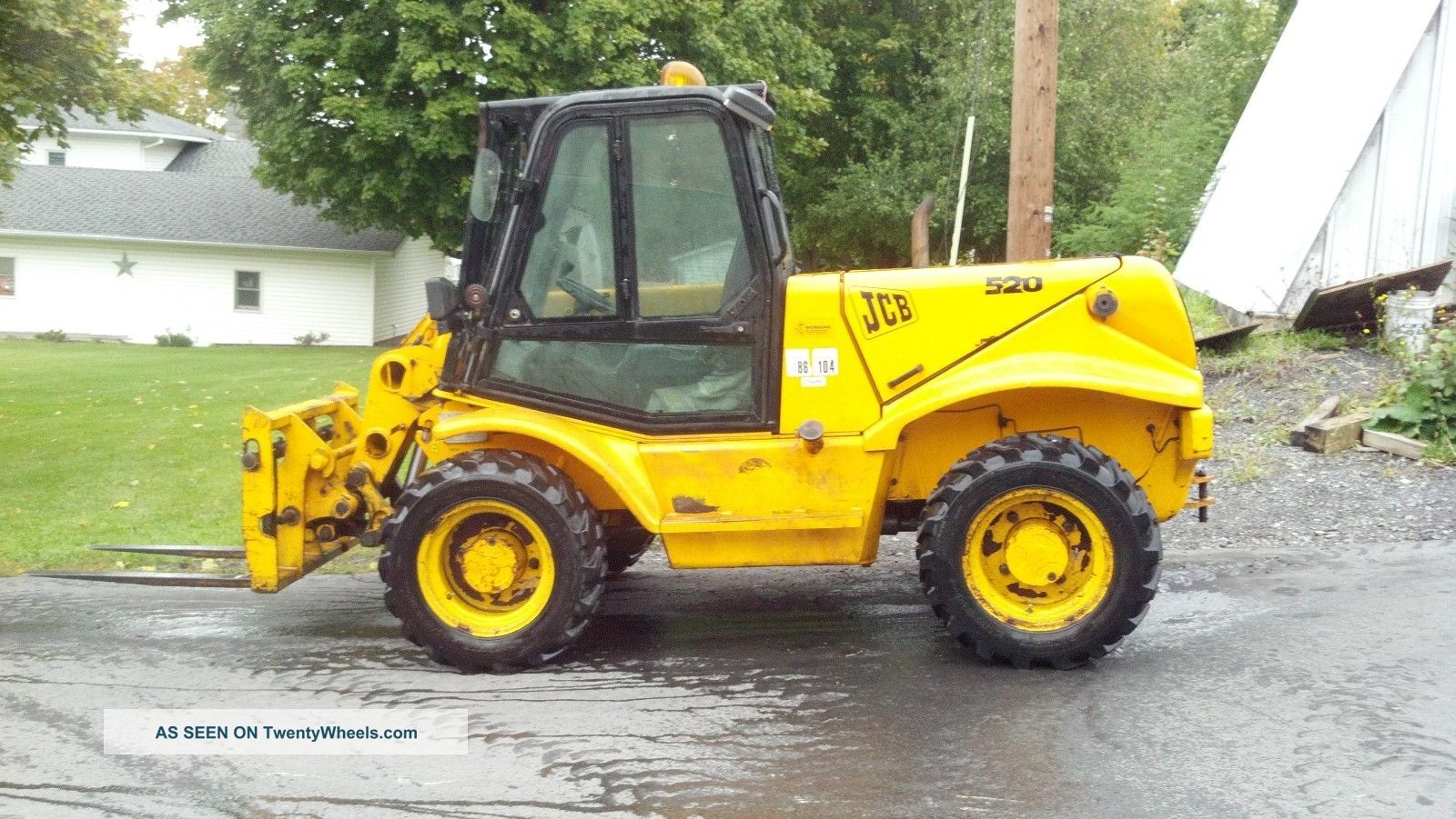 Jcb 520 Rough Terrain Forklift W/ Bucket Forklifts photo