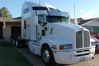 2007 Kenworth T 600 photo