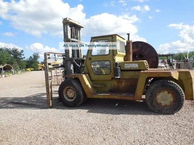Clark Forklift Forklifts photo
