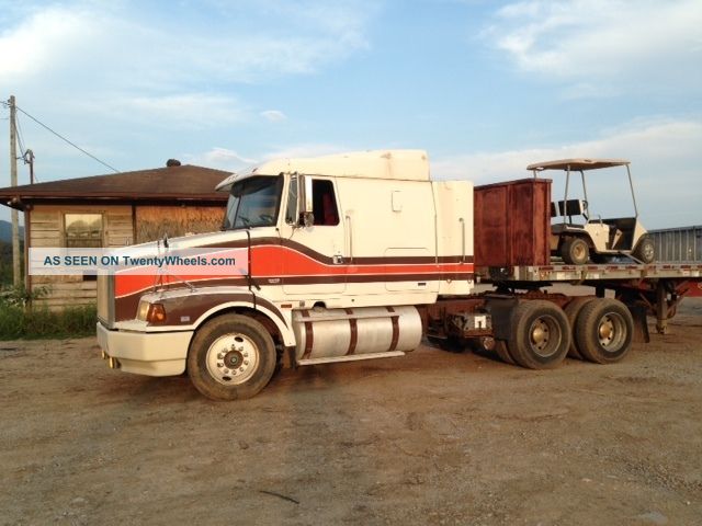 1993 Volvo Wia Sleeper Semi Trucks photo