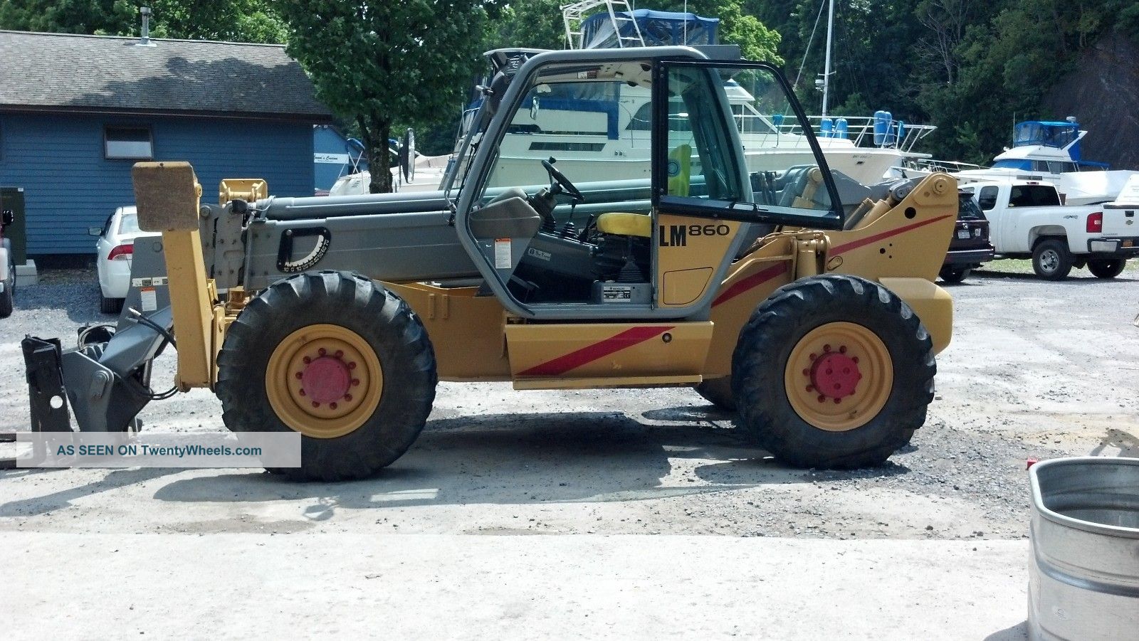 Holland Telescopic Rough Terrain Telehandler Forklift Lm 860 10k Lb Cap Forklifts photo