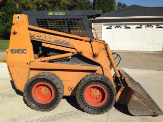 2000 Case 1845 C Skid Steer Loader Only 2,  300 Hours Paint Solid Tires photo