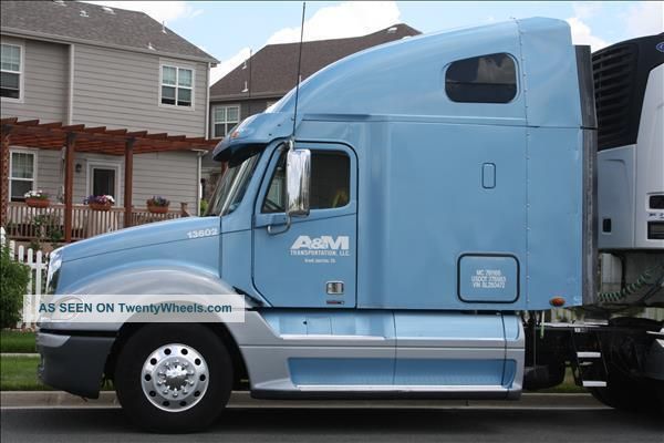 2008 Freightliner Columbia 120 Sleeper Semi Trucks photo