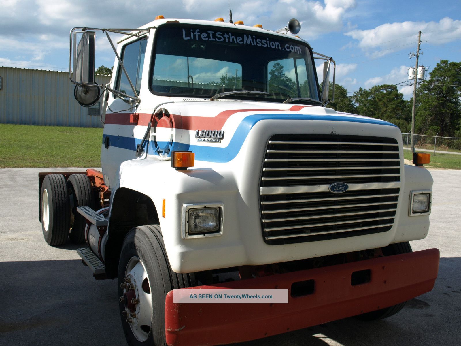 1994 Ford L8000 Daycab Semi Trucks photo
