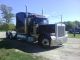 2004 Peterbilt 379 Sleeper Semi Trucks photo 4