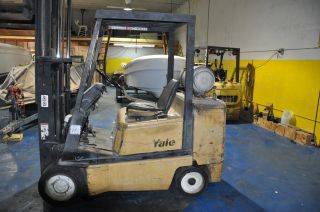 Yale 5000 Lb Good Working Conditions photo