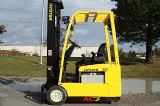 Hyster 3000 Lb Capacity 3 Whl Electric Forklift Lift Truck Recondtioned Battery photo