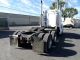 2006 Freightliner Columbia Mid Roof Sleeper Semi Trucks photo 3