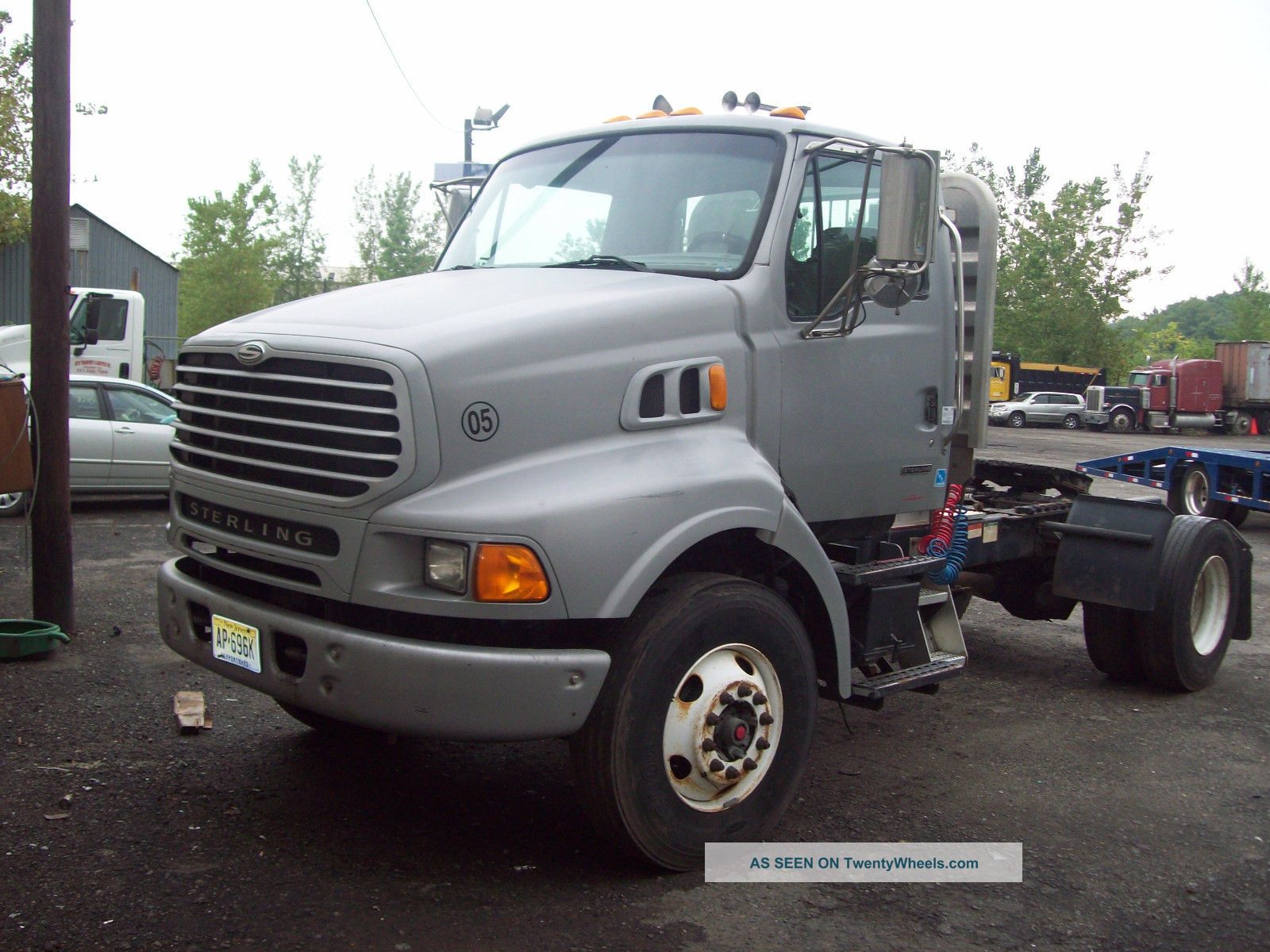 2004 Sterling Daycab Semi Trucks photo