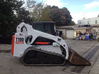 Bobcat T190 Skid Steer Track Loader Fully Enclosed Cab Heat/ac In Nyc photo