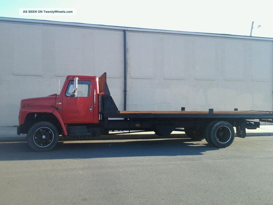 1987 International S1600 Flatbeds & Rollbacks photo