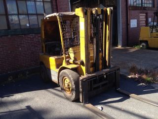 Hyster 6000 Lb Capacity Forklift photo