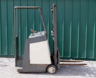 Namco Lc20 - 20 Electric Forklift - 2,  000 Lb - With Hobart Accu - Charger photo