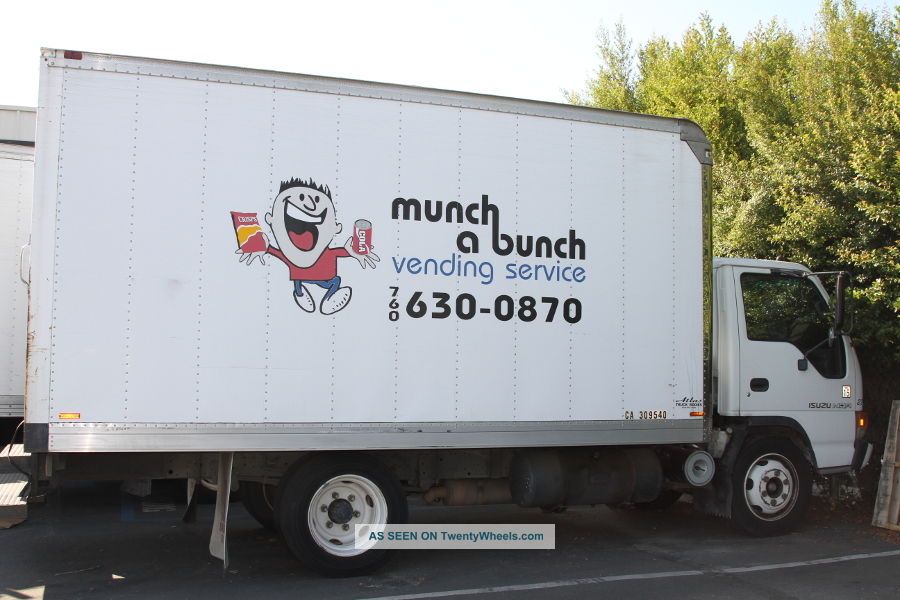 1999 Isuzu Nqr Box Trucks / Cube Vans photo