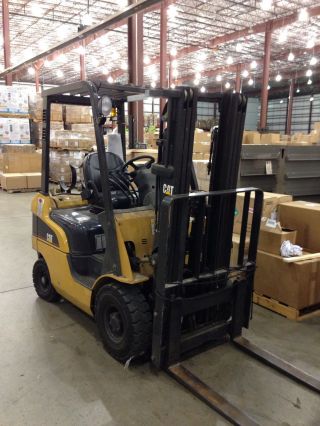2005 Caterpillar P3500 Forklift Pneumatic Lightly 300+ Hours Only Propane photo