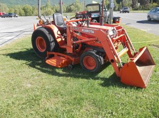 Kubota B2150 Compact Tractor With Front Loader & 60 