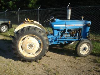 1970 Ford 2000 Gas Tractor Very photo