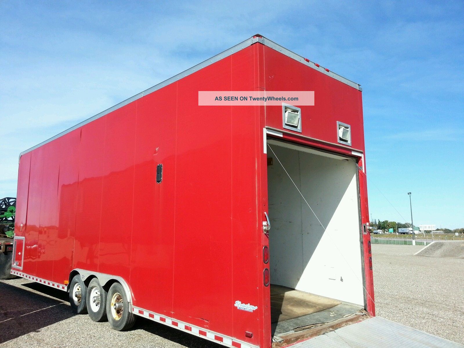 2004 Pace American 34 ' Shadow Car Hauler Trailers photo