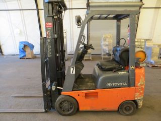 Toyota Forklift Model 7fgcu25 Tires,  Recently Serviced High Tower photo