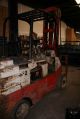 Towmotor Warehouse Forklift 10,  000 Capacity Forklifts photo 4