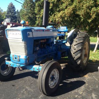 Ford 5000 Tractor photo